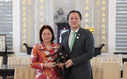 (Chinese only)保良局壬寅、癸卯年董事會移交銀物印信儀式