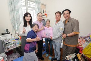 开展礼暨同贺国庆活动 3