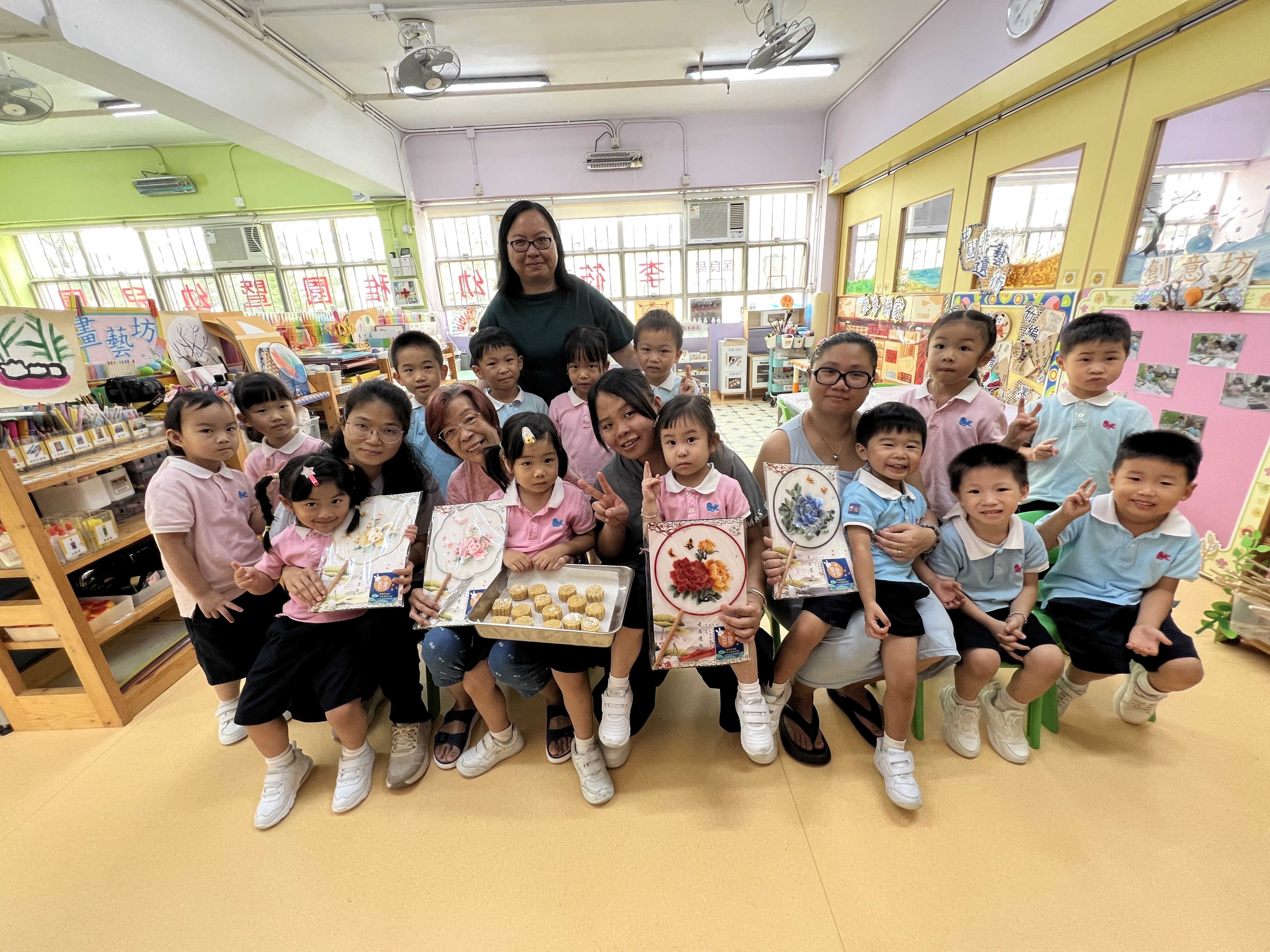 2025.09.22 Children Making Moon-Cake Activity