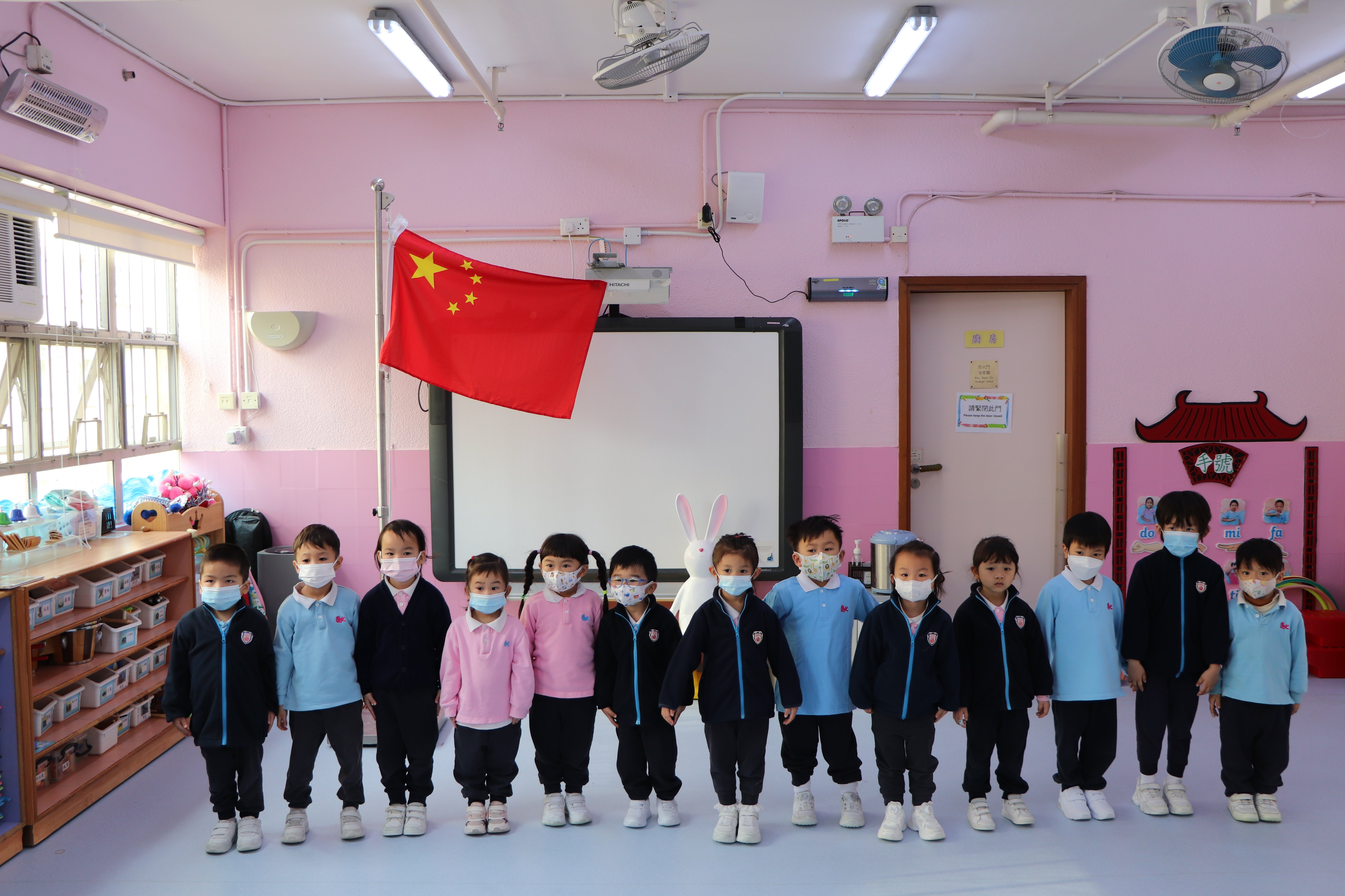 2025.12.31 全校升國旗儀式