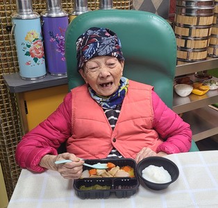 朱李月華長者