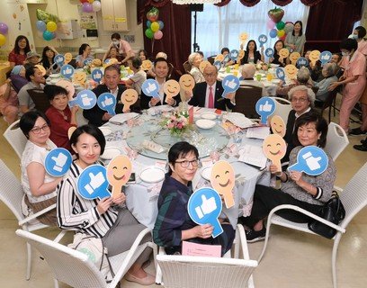 The elderly participants were excited for the food tasting and rated for their favorite dishes. 