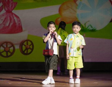 The Sir Robert Ho Tung Charitable Fund — “Children Shape the Stage” Child Drama Training Activities