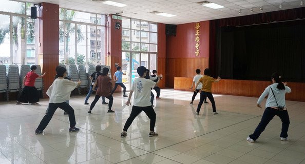 太極班讓員工養生健身，保持身心健康