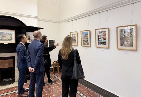 邀请具艺术创意与潜质的青年，发挥才能回馈社会。