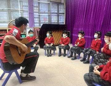 保良局戴蘇小韞幼稚園──小朋友邊唱歌 邊學英文