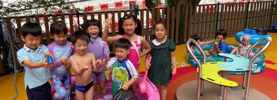 朱李月華幼稚園暨幼兒園 - 相簿 (28.08.2025 A組嬉水活動)