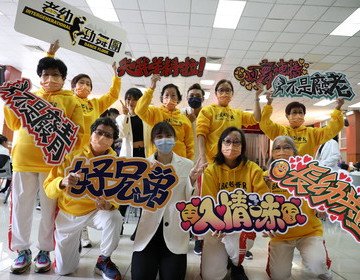 老幼勁舞團 | 「舞動心弦」年度分享會