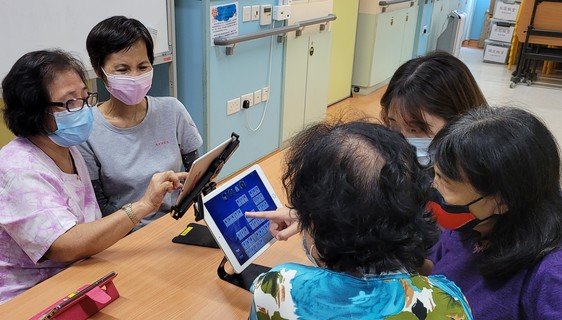 服務單位獲資助購買電子設備，有助服務使用者及職員因應疫情靈活應變。