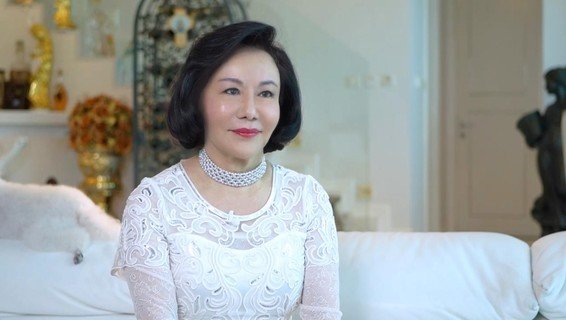 Dr Margaret ZEE founded the Margaret Zee Charitable Foundation to spread love and positive energy in the community.