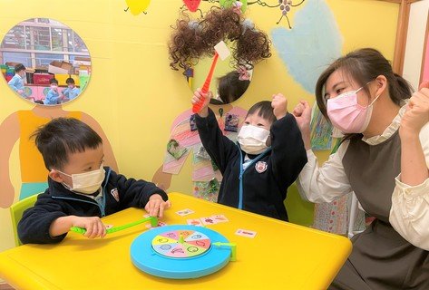 Donations were used to support the low-income families in kindergartenscum-nurseries.