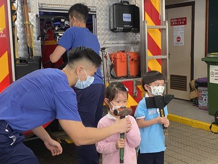 參觀救護站及消防站