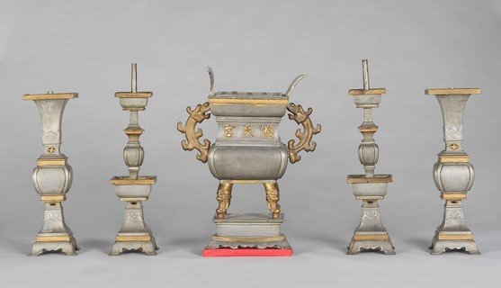 "Wugong" (Five-piece altar set), for the worship of Kwan Ti(1896)