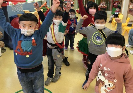 聖誕節慶祝會暨十一、十二月份生日會