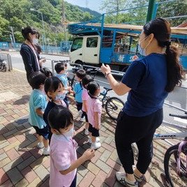 這輛車子真特別!