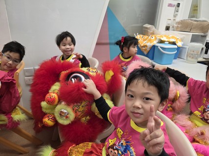2026.1.28 Tung Wah Group of Hospitals Wong Cho Tong District Elderly Community Centre Lion Dance 