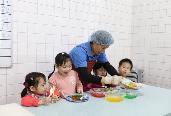 圣诞温情餐 家舍厨师煮出爱的味道